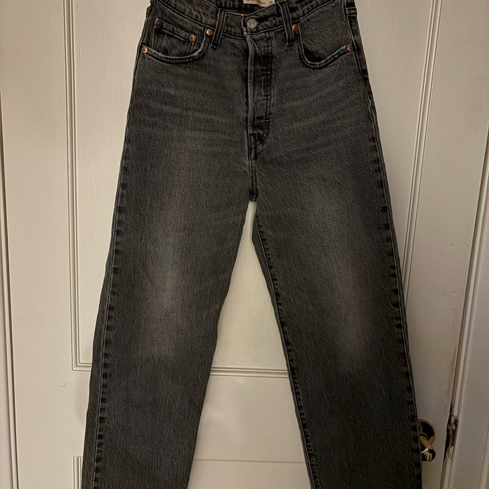 Levi’s Ribcage Straight Jean - size 25